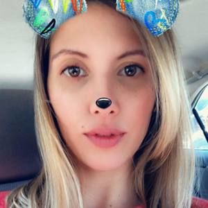 Meet your Posher, Ana